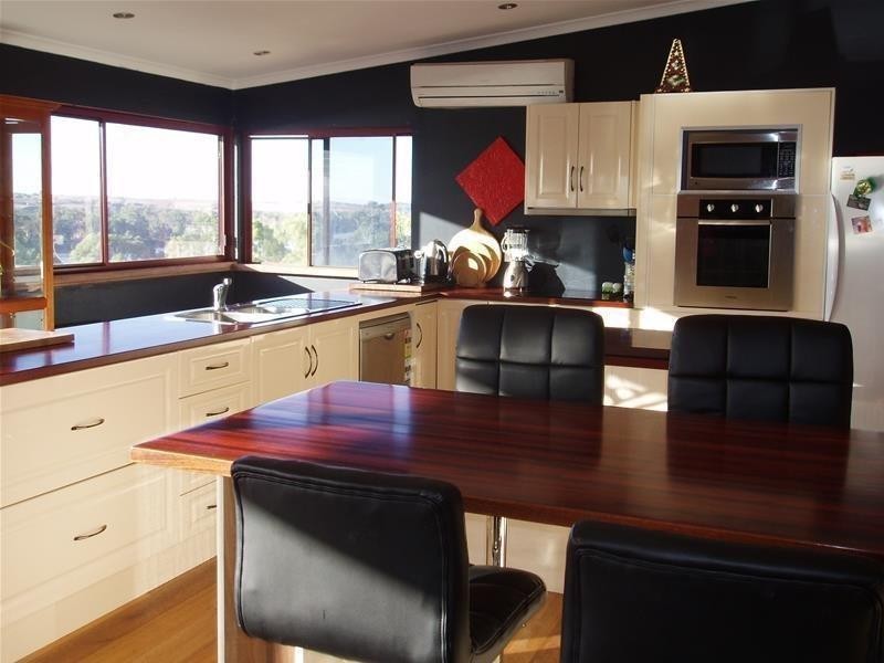 12 William Street, Mannum SA 5238