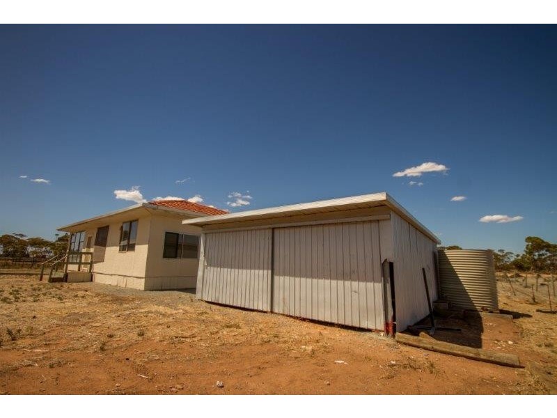 450 Monkey Corner Road, Angas Valley SA 5238