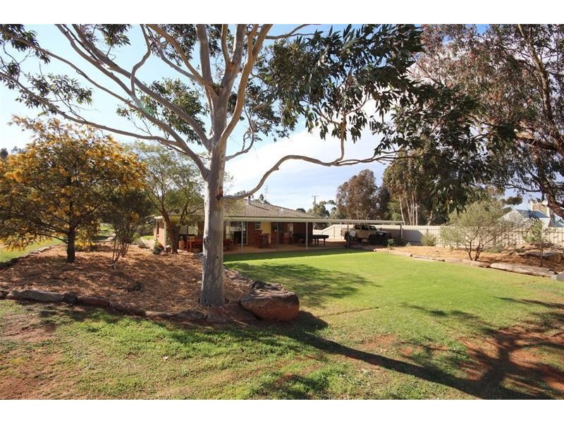 22 Church Crescent, Palmer SA 5237