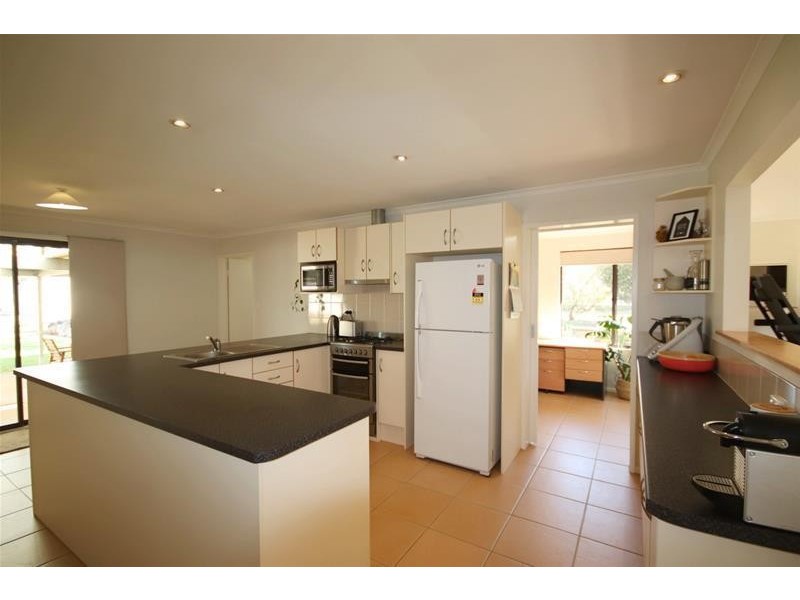 22 Church Crescent, Palmer SA 5237