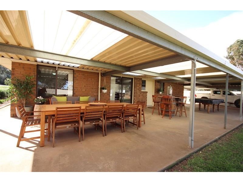 22 Church Crescent, Palmer SA 5237