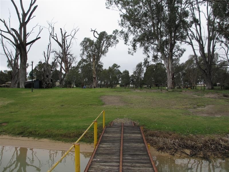 66 River Reserve Road MARKS LANDING at, Swan Reach SA 5354