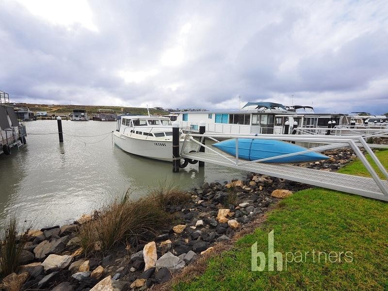 Berth 91 Pelican Drive, Mannum SA 5238