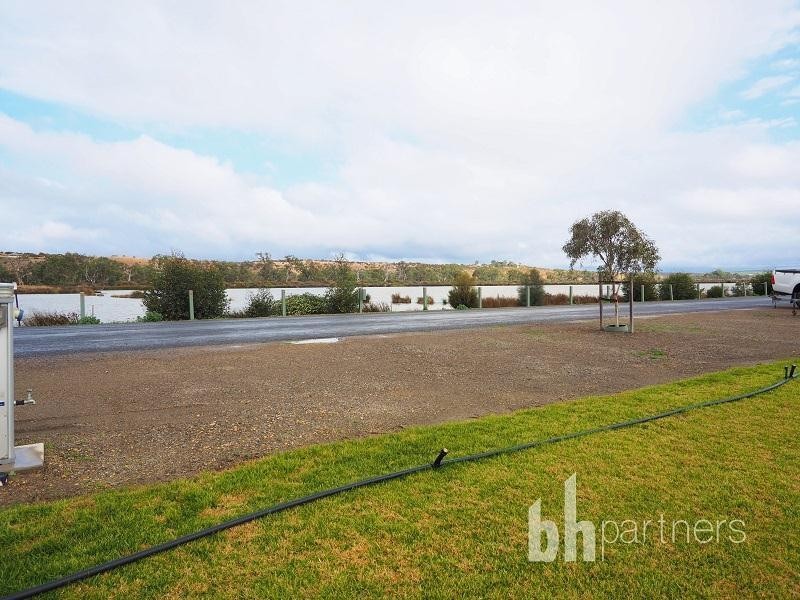 Berth 91 Pelican Drive, Mannum SA 5238