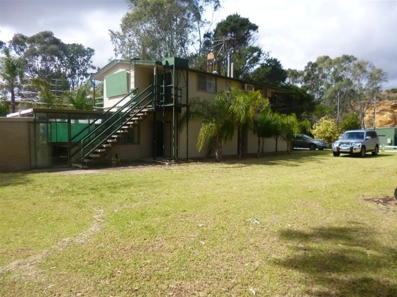 82 & 84 Rob Loxton Road, Walker Flat SA 5238