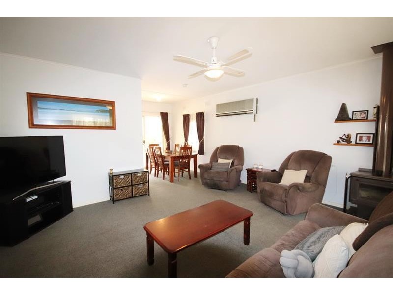 17 Charles Street, Mannum SA 5238