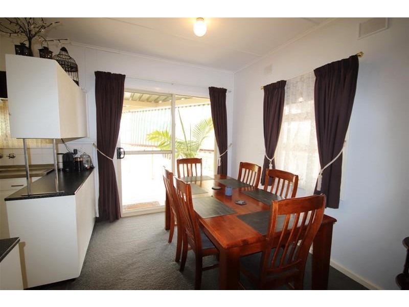 17 Charles Street, Mannum SA 5238