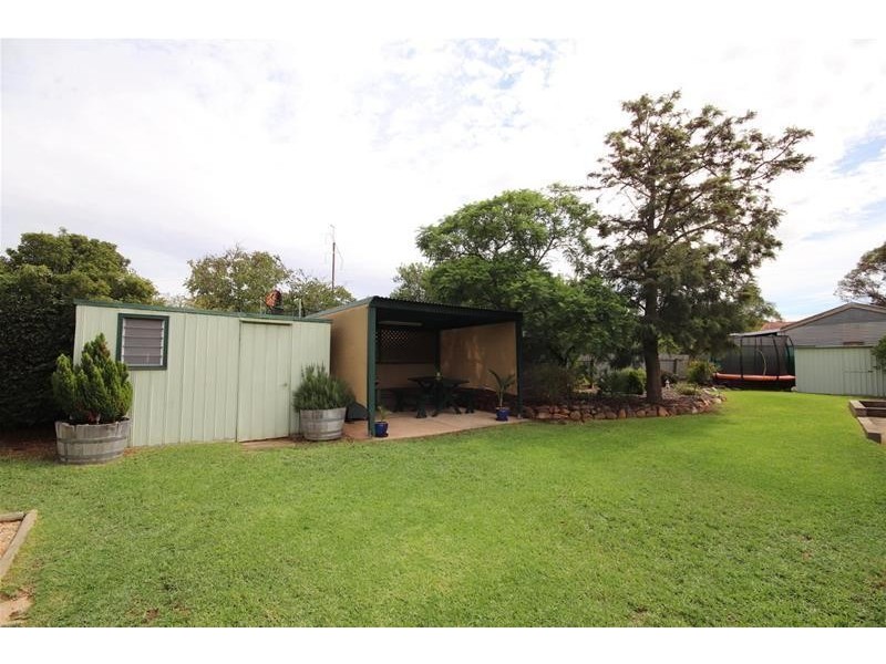 17 Charles Street, Mannum SA 5238
