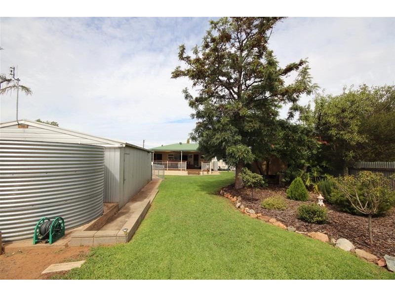 17 Charles Street, Mannum SA 5238