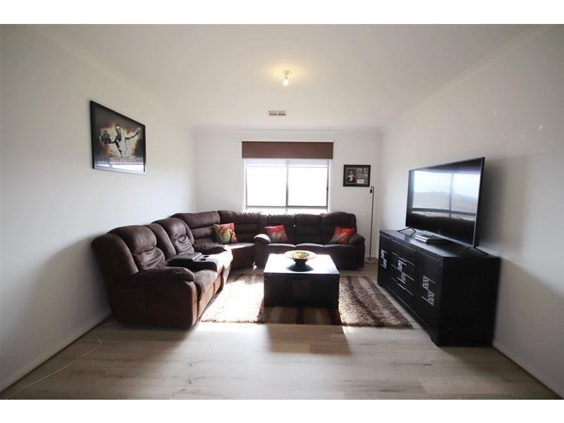 16 Omega Road, Mannum SA 5238