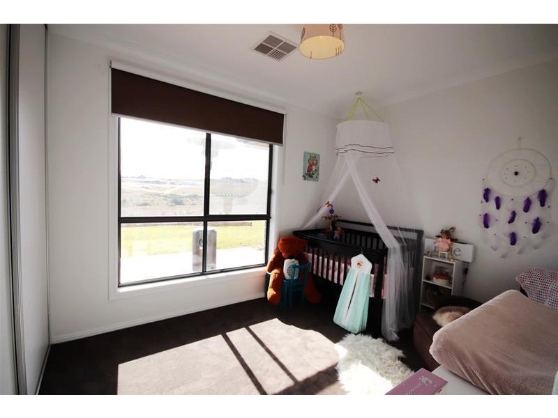 16 Omega Road, Mannum SA 5238