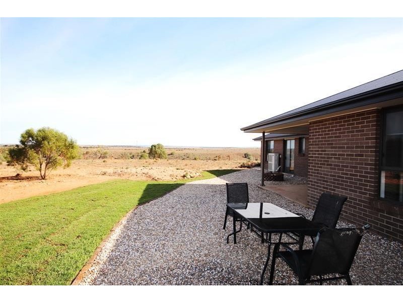 16 Omega Road, Mannum SA 5238