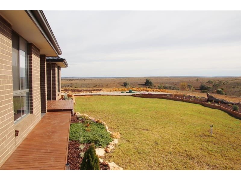 16 Omega Road, Mannum SA 5238