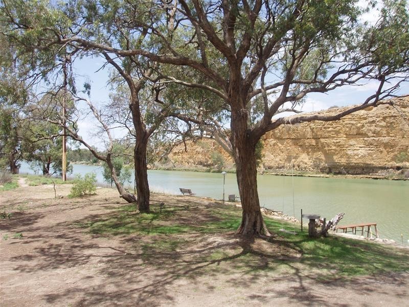 3 Marks Landing, Swan Reach SA 5354