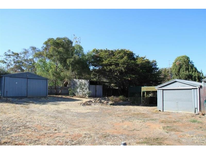 6 Adelaide Road PALMER via, Mannum SA 5238