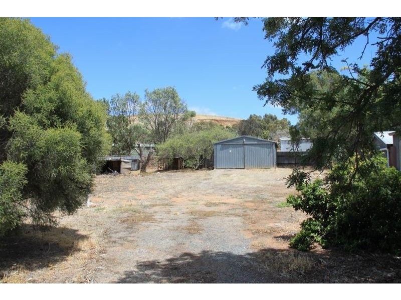 6 Adelaide Road PALMER via, Mannum SA 5238