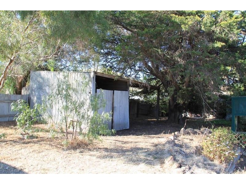 6 Adelaide Road PALMER via, Mannum SA 5238