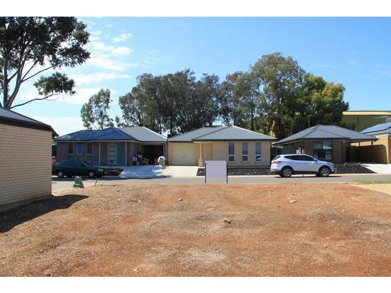 11 Grove Avenue, Elizabeth Park SA 5113