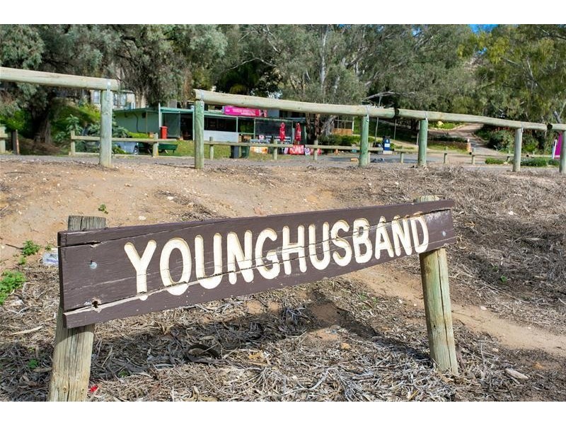 26 Tom Groggin Drive, Younghusband SA 5238