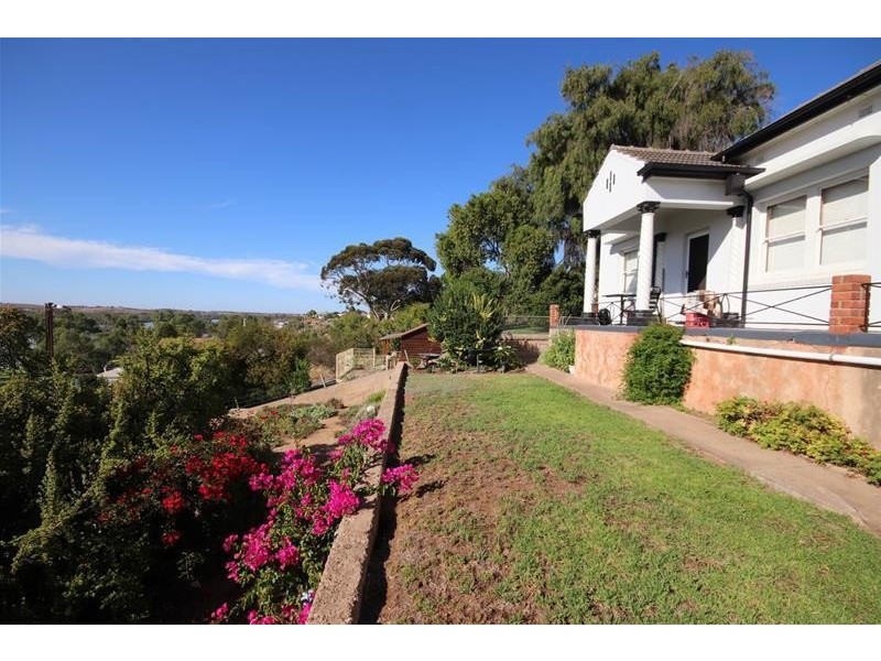 16 William Street, Mannum SA 5238