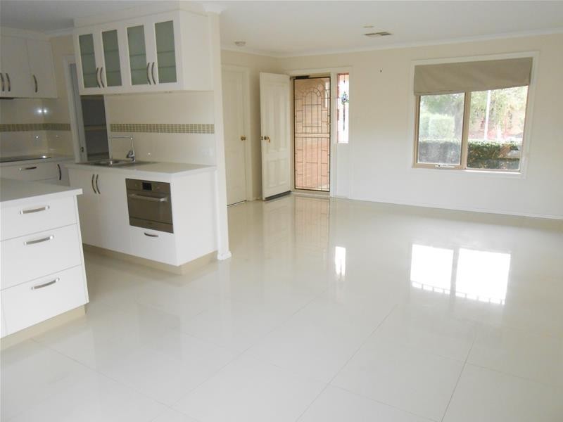 1/53 Grevillea Way, Woodside SA 5244