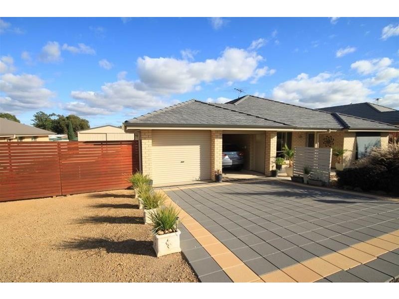 68 Sickerdick Street, Mannum SA 5238