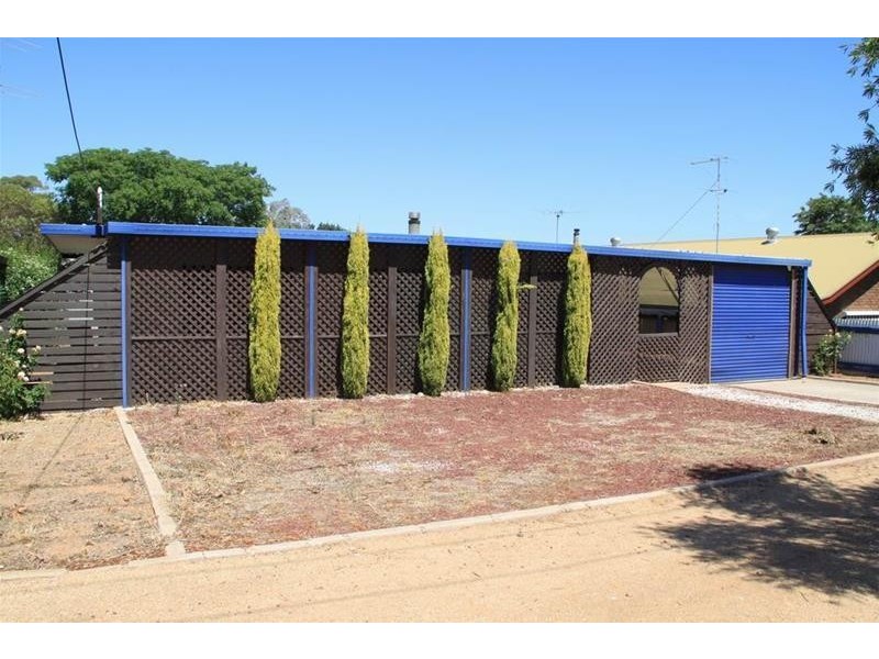 16 Hamilton Street, Mannum SA 5238