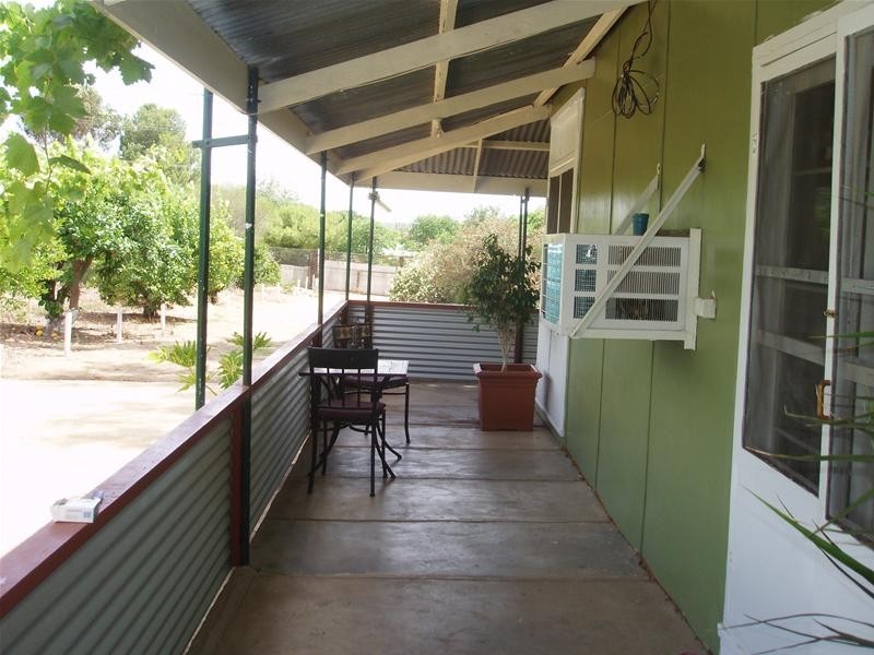 2 Showground Road, Swan Reach SA 5354