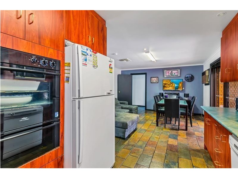 14 Redford Court, Paralowie SA 5108