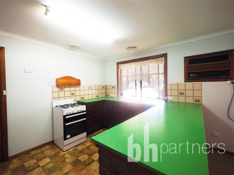 12 Showground Road, Mount Pleasant SA 5235