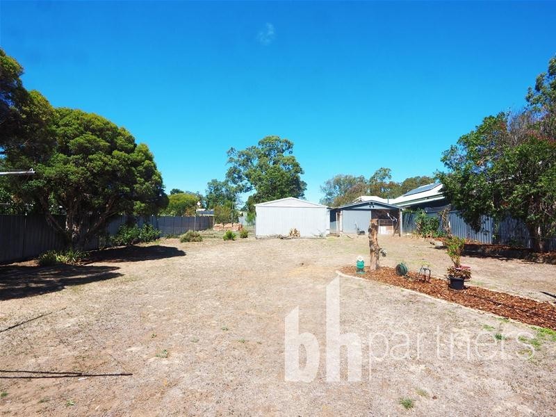 12 Showground Road, Mount Pleasant SA 5235