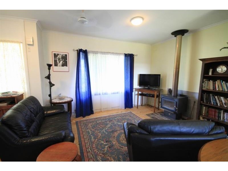 13 & 15 Little Anne Street, Mannum SA 5238