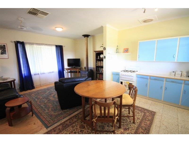 13 & 15 Little Anne Street, Mannum SA 5238