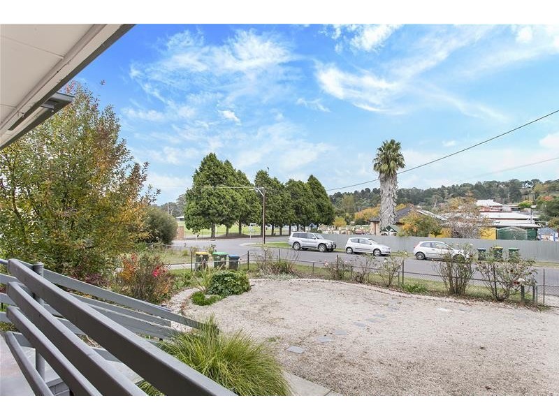 8 Onkaparinga Street, Lobethal SA 5241