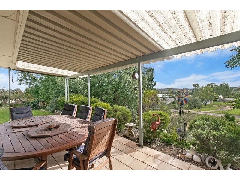 730 East Front Road Younghusband, Mannum SA 5238