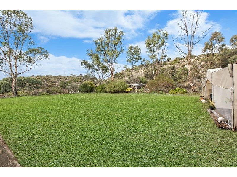 730 East Front Road Younghusband, Mannum SA 5238