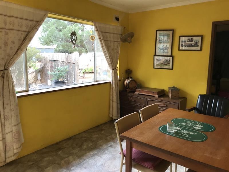 6 Sturt Street, Cambrai SA 5353