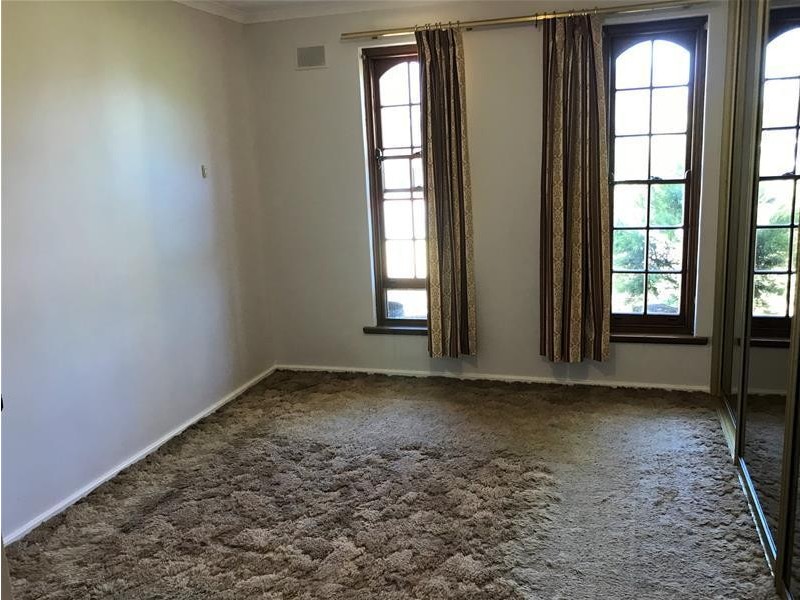 32 Columbia Crescent, Hallett Cove SA 5158