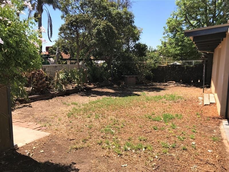 32 Columbia Crescent, Hallett Cove SA 5158