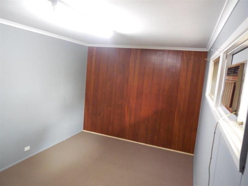 2 Saleyard Road, Mount Pleasant SA 5235