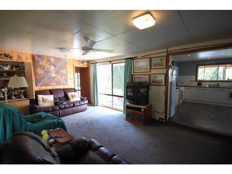 11 Khancoban Place, Younghusband SA 5238