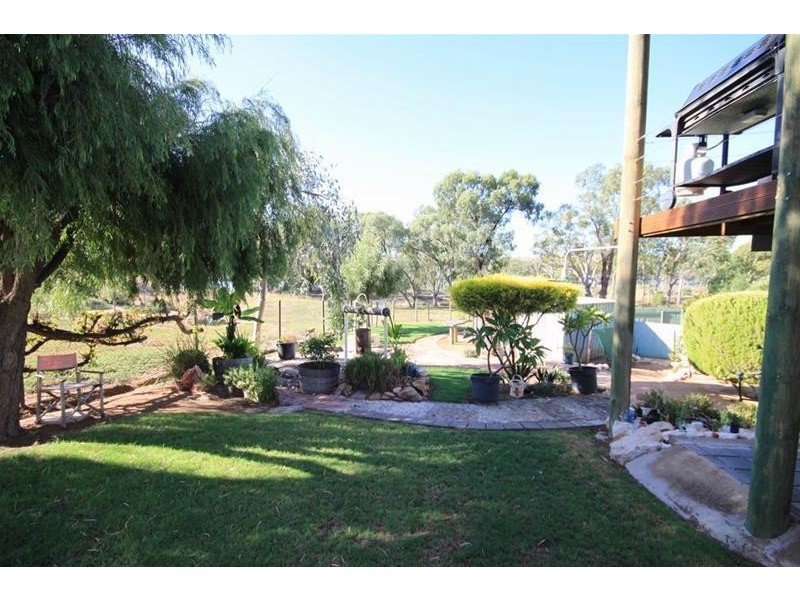 11 Khancoban Place, Younghusband SA 5238