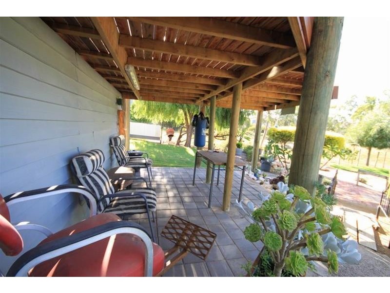 11 Khancoban Place, Younghusband SA 5238