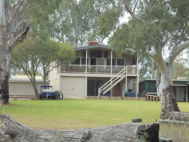 50 Riverside Road, Marks Landing, Swan Reach SA 5354