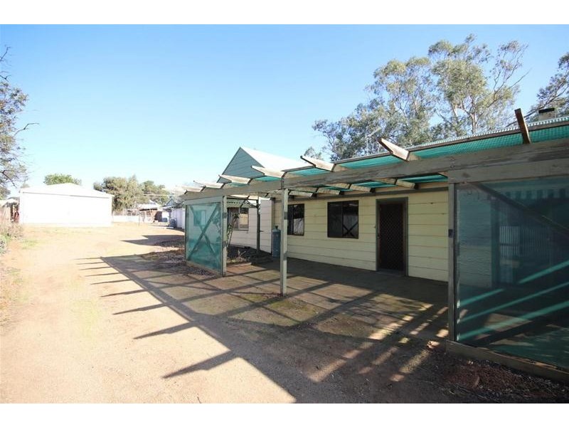 8 Queen Mary Street, Mannum SA 5238