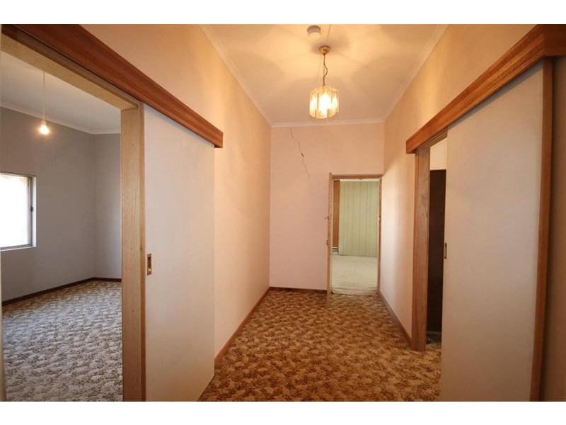 8 Queen Mary Street, Mannum SA 5238