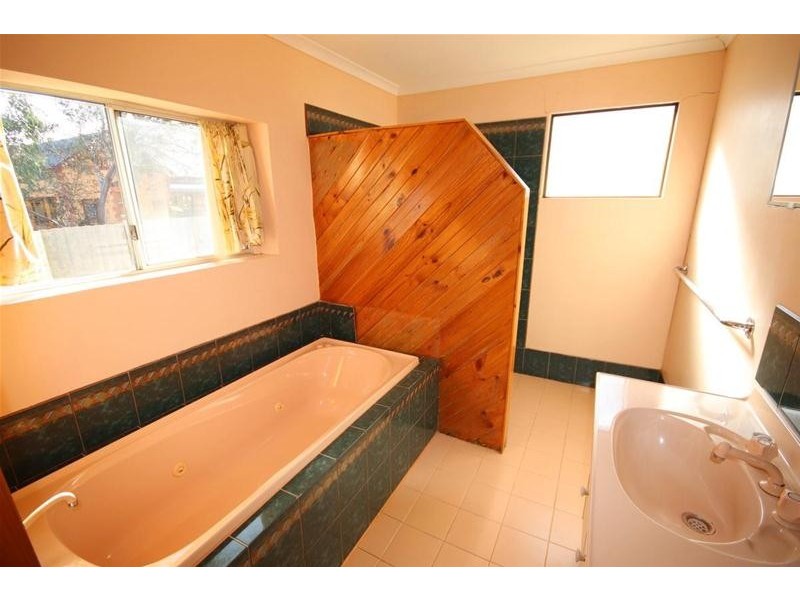 8 Queen Mary Street, Mannum SA 5238