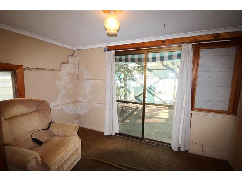 8 Queen Mary Street, Mannum SA 5238