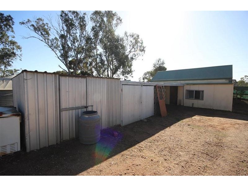 8 Queen Mary Street, Mannum SA 5238