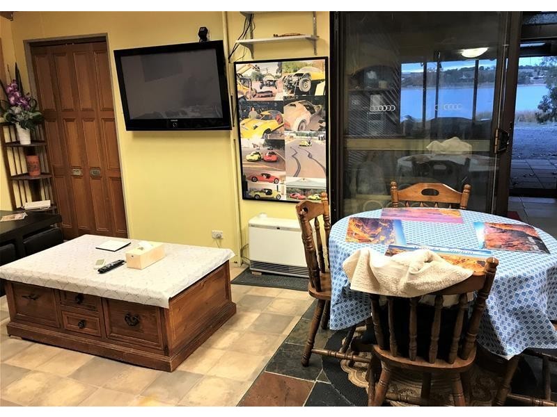 88 Marks Landing, Swan Reach SA 5354